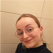 Bonjour, je souhaite aider les étudiants (collège/lycée) dans le besoin d'améliorer leur anglais avec mon experience d'étudiante